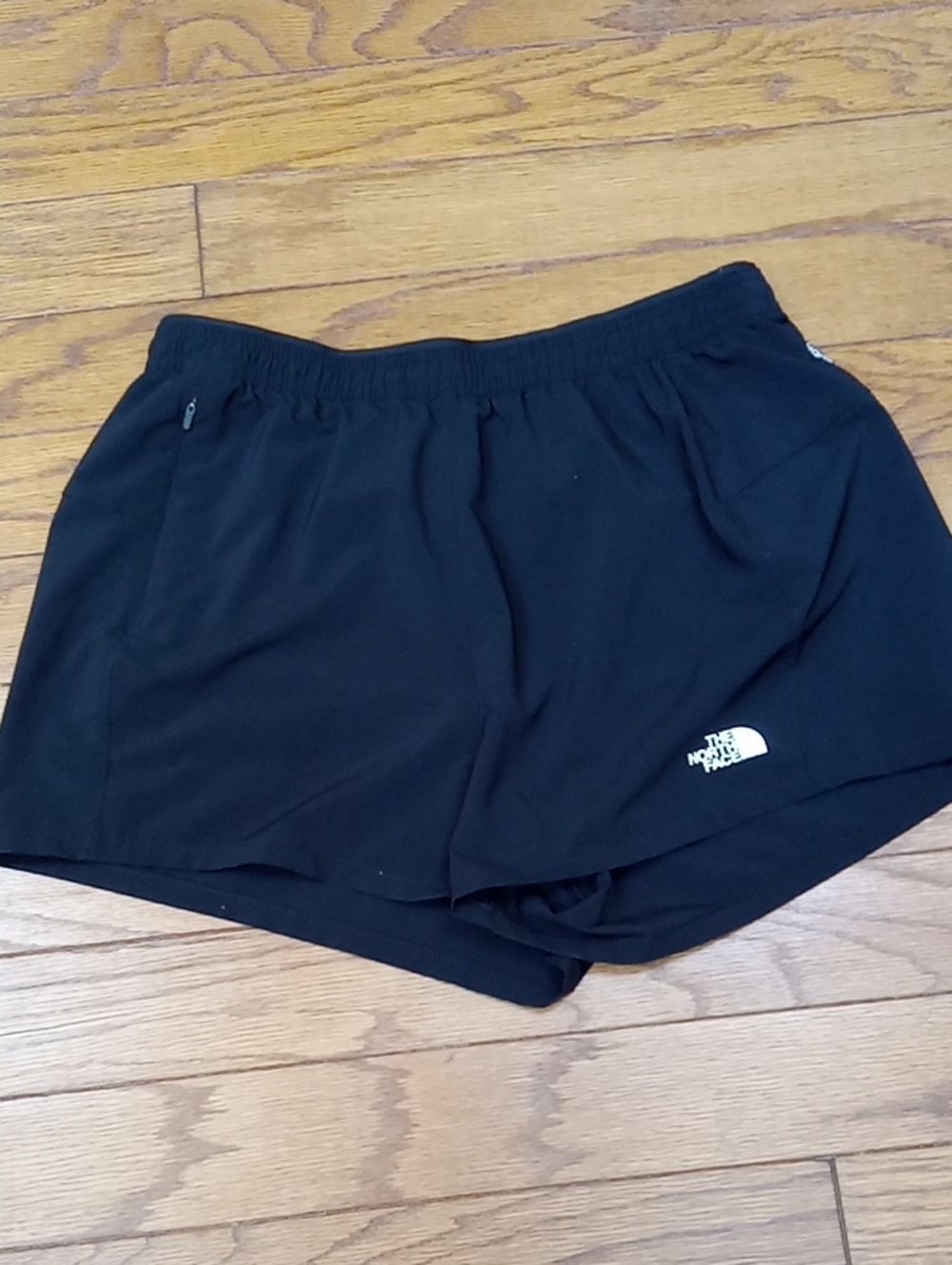 The North Face Women's Wander 2.0 Woven Shorts Medium
